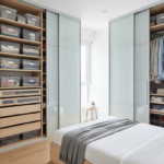 좁은 옷장 공간 2배 넓히는 수납 정리 꿀팁 TOP 5 관련 이미지 1